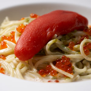 たらことイクラのクリームパスタ
