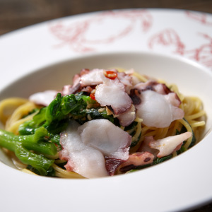 【春夏限定】タコと菜の花のペペロンチーノ